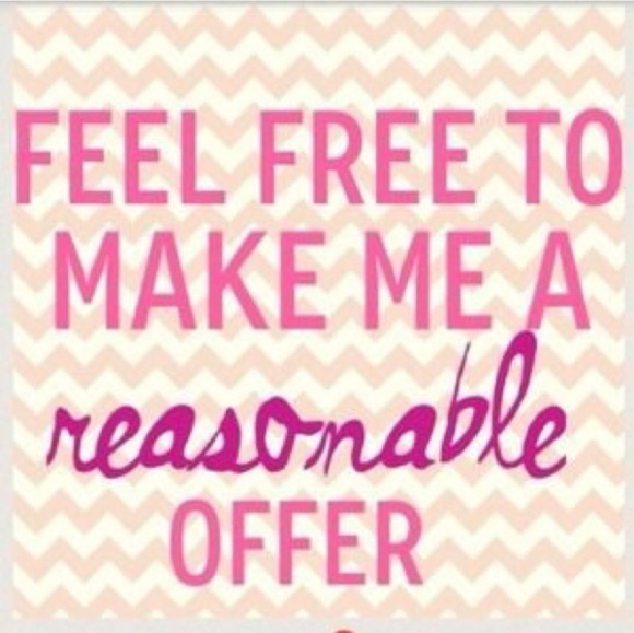 *NWOT*Handmade, crochet scarf. - Picture 6 of 6